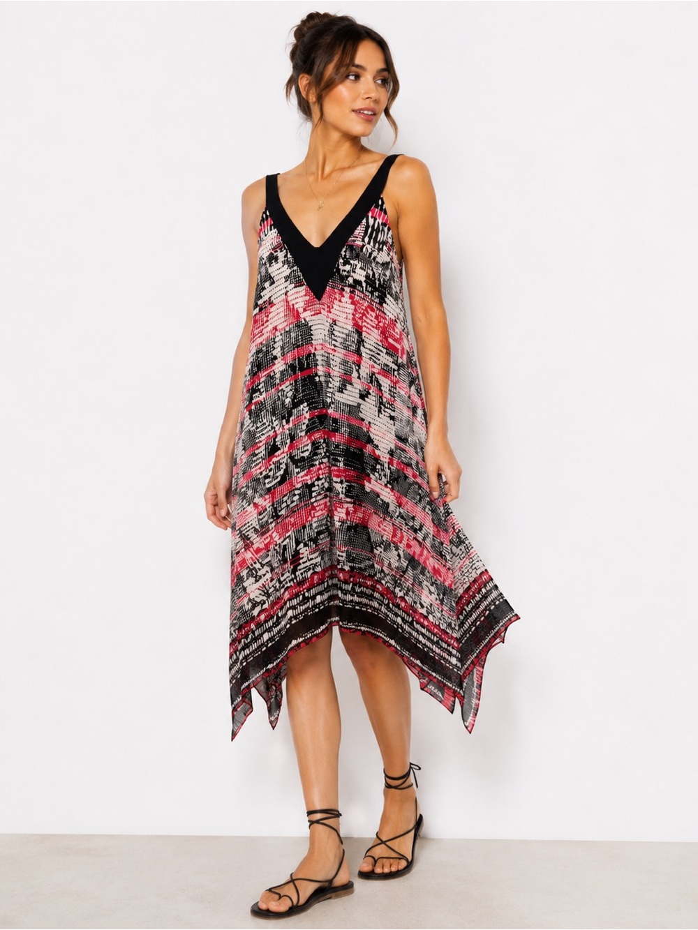 Adrianna Papell Black Asymmetrical Handkerchief-Hem V-Neck Dress 10